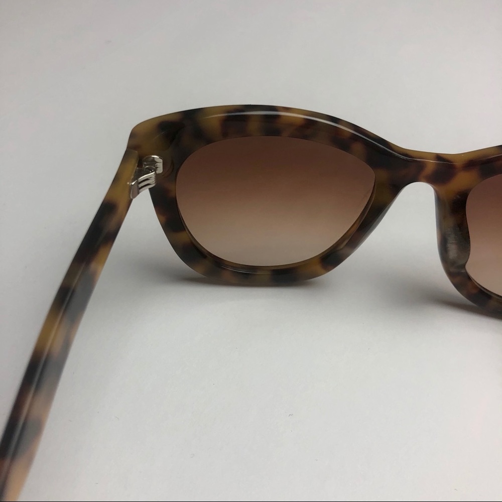Tortoise Shell Sunglasses - Picture 6 of 6